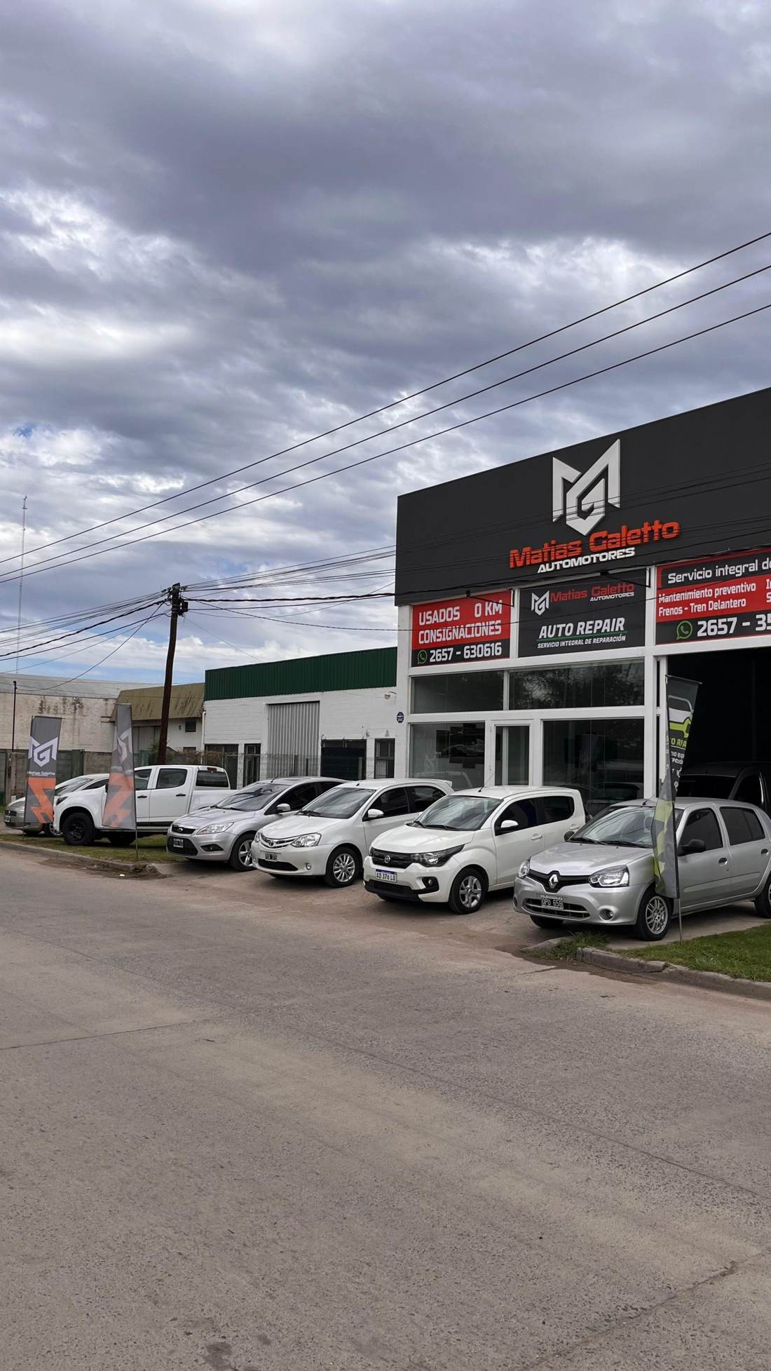 Stock exhibido en la vereda
